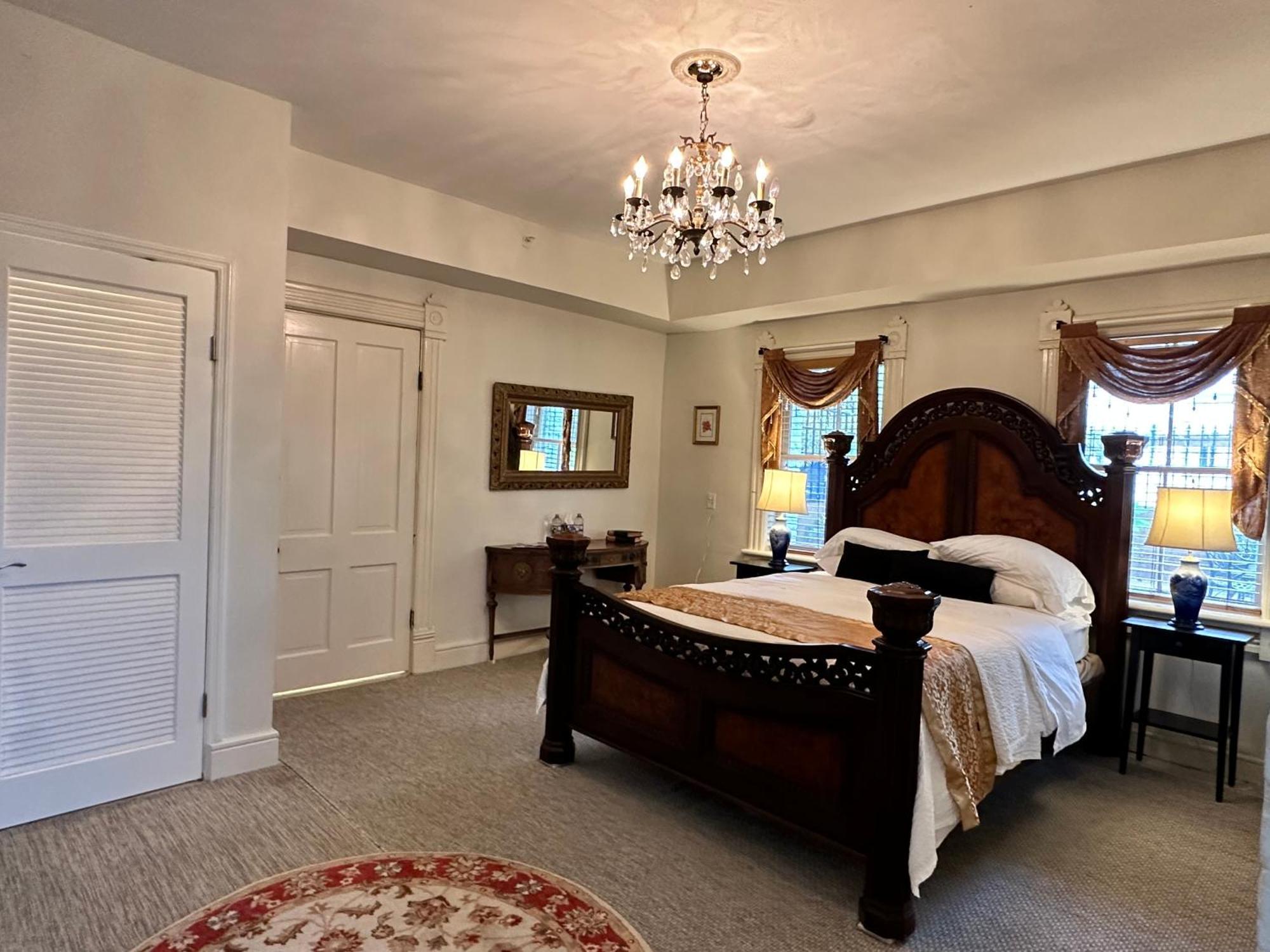 Amethyst Garden Bed & Breakfast Savannah Luaran gambar