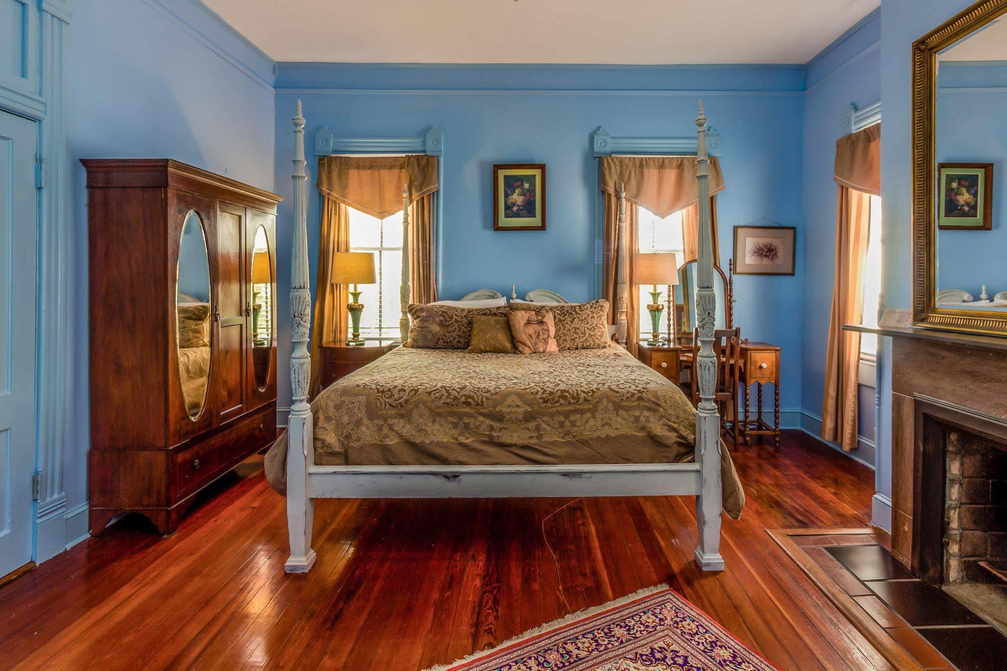 Amethyst Garden Bed & Breakfast Savannah Luaran gambar