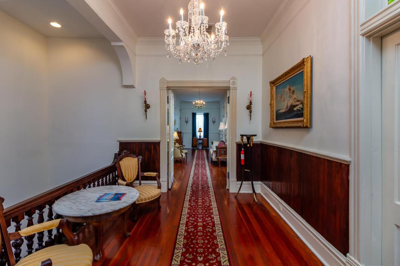 Amethyst Garden Bed & Breakfast Savannah Luaran gambar